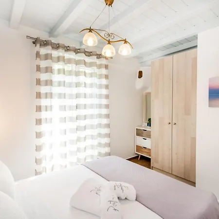 Oikia Petra Hébergement de vacances *